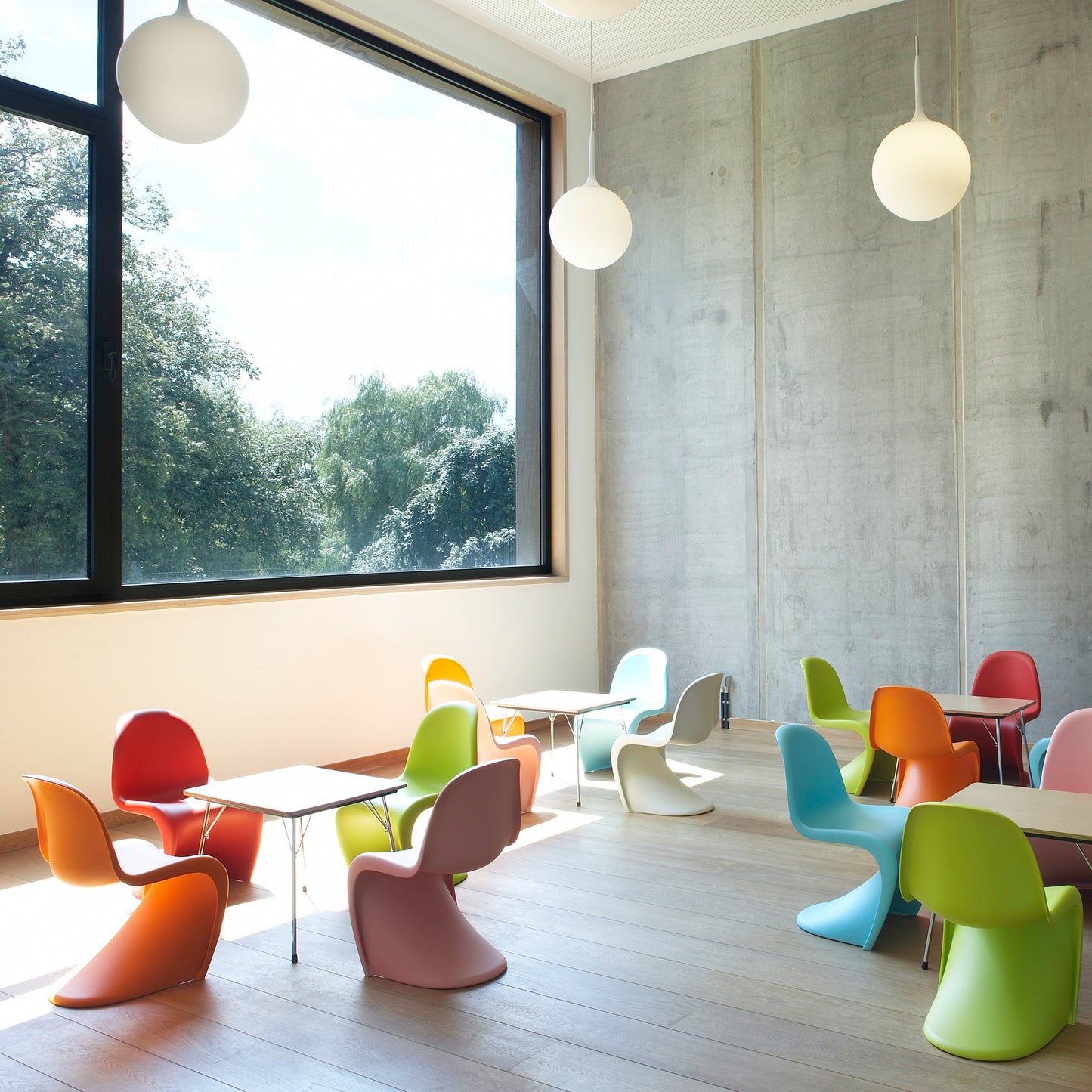 Vitra Panton Chair Junior Kunststoff-Stuhl gefärbtes Polypropylen